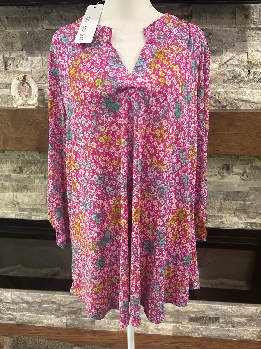 Dear Scarlett long sleeved V-neck Blouse new with tags size XL